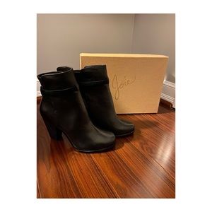 Black Boots